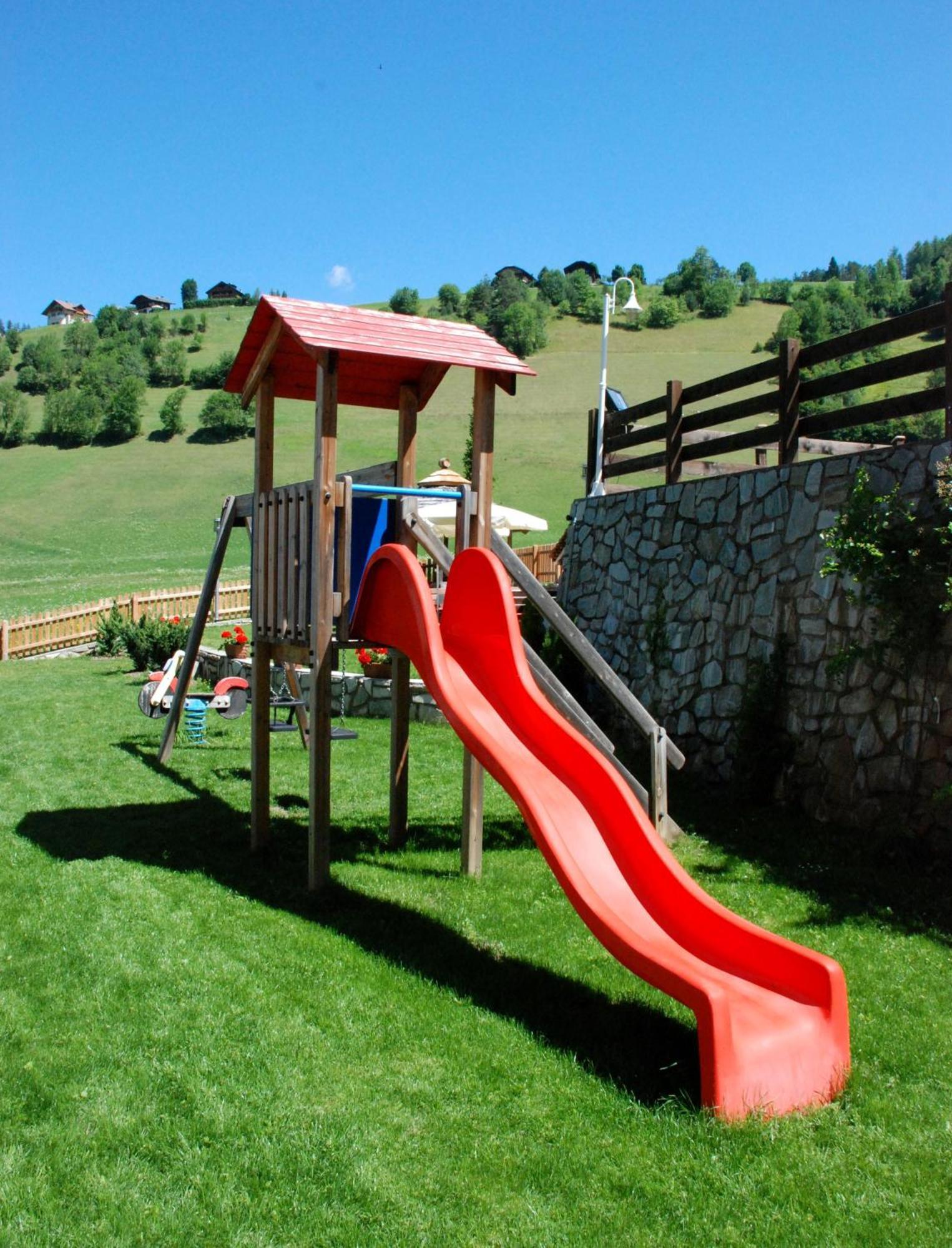 Residence Rautal B&B ***S San Vigilio Di Marebbe Eksteriør bilde