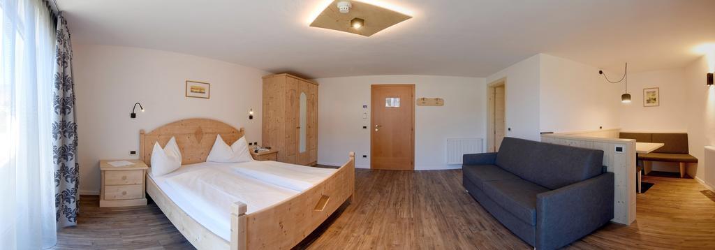 Residence Rautal B&B ***S San Vigilio Di Marebbe Eksteriør bilde