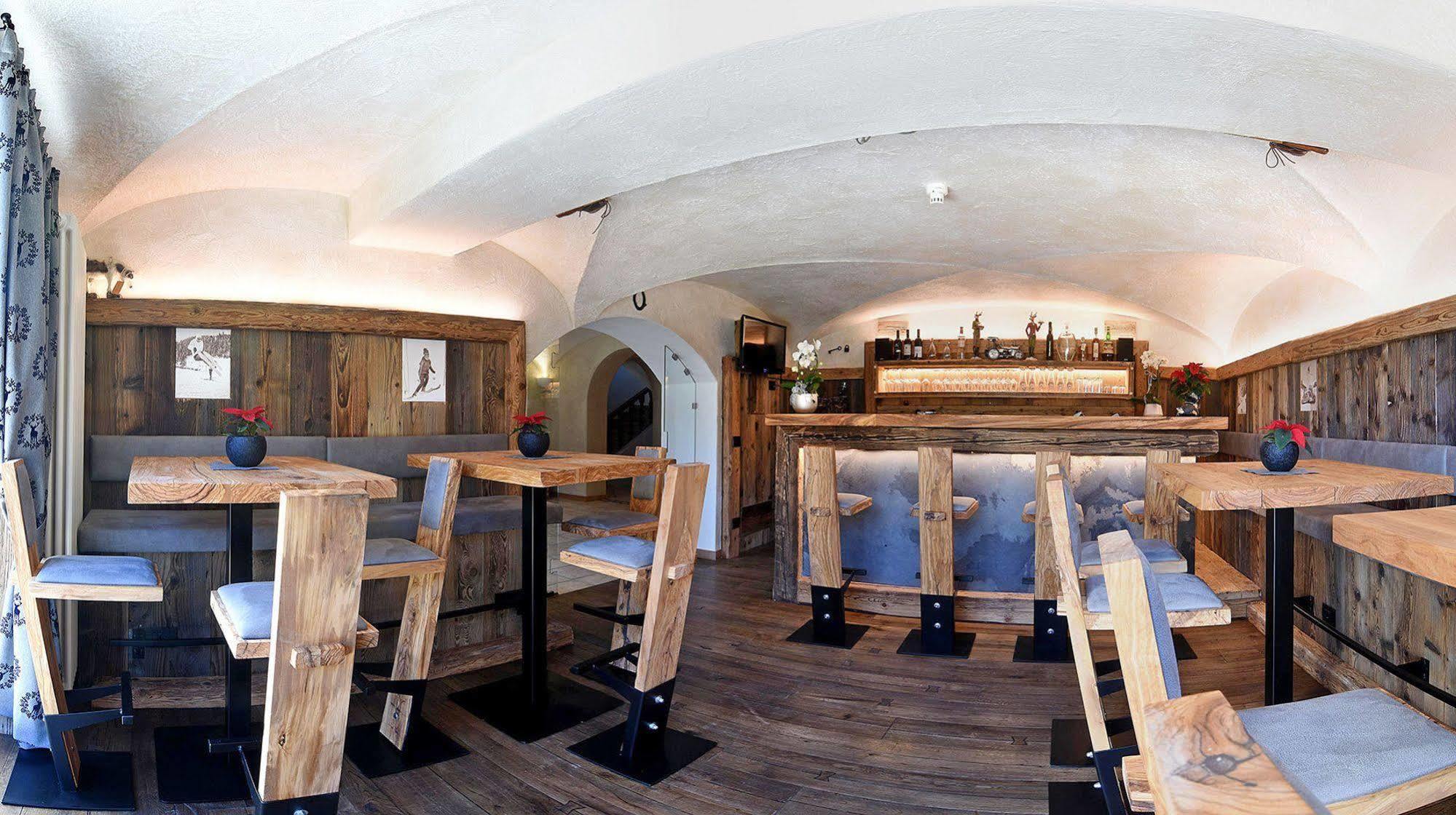 Residence Rautal B&B ***S San Vigilio Di Marebbe Eksteriør bilde