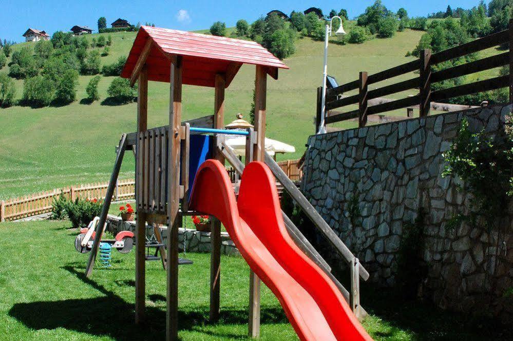 Residence Rautal B&B ***S San Vigilio Di Marebbe Eksteriør bilde